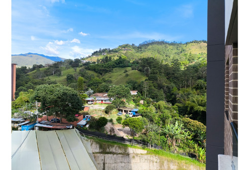 Arriendo Apartamento Nuevo Con Hermosa Vista En Envigado