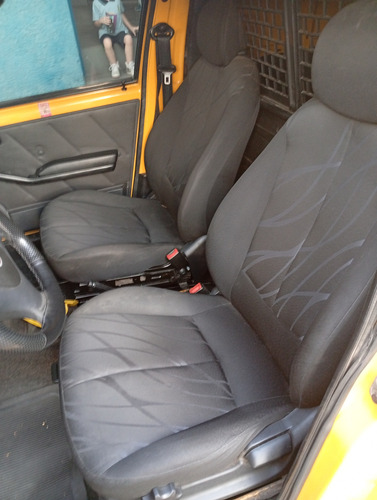 Fiat Fiorino 1.3 Flex 4p