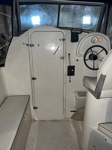 Traker Cabinado Benavidez 670 Evinrude E-tec De 115 Hp 50hs
