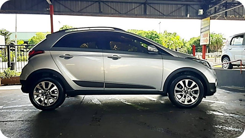 Hyundai Hb20x 1.6 16v Style Flex 4p Automático
