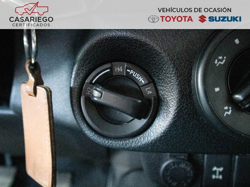 Toyota Hilux Sr 4x4 2.4 2017 Excelente Estado