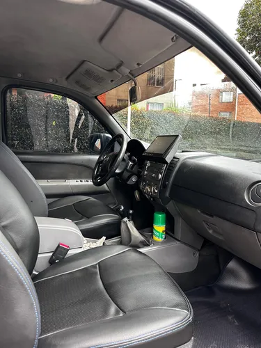Mazda BT50 2.5 B25d49