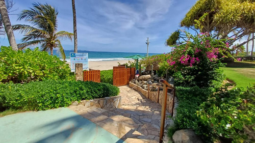 Apartamento En Cimarrón Suites, Playa Parguito