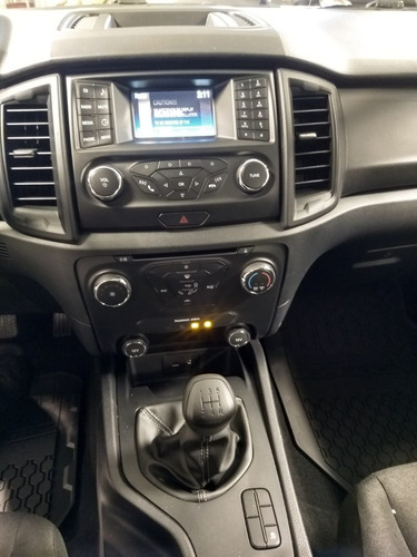 Ford Ranger Xl Doble Cabina 4x2 Con 4.900km 2021