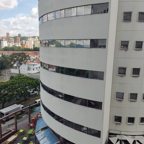 Imagen 11 de 16 de Lvasquez Alquila Oficina En C.c. Reda Buildind 4 Avenidas Valencia Edo Carabobo