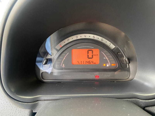 Imagem 12 de 12 de Citroen C3 Glx 1.4 8v Flex 4p 2011