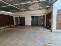 Comprar Local Comercial - Panadería Y Pastelería - 180 M2