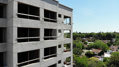 Imagen 5 de 22 de Departamento - Beccar-vias/rolon