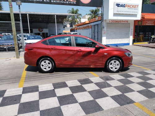 Imagen 5 de 15 de Chevrolet Cavalier Ls 2019 Rojo