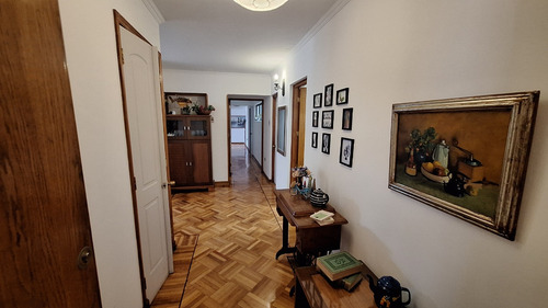 Amplio Departamento, Excelente Ubicación, Vende Dueño