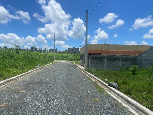 Terrenos En Residencial Con Todos Los Servicios Funcionando