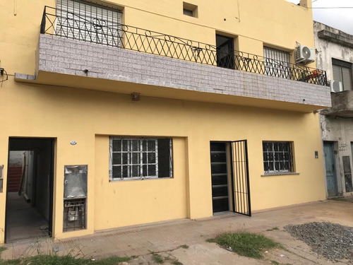 Venta Ph En Lanús Este Tipo Casa De 2 Y 3 Ambientes Con Patio Totalmente Reciclados