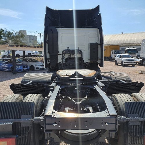 Caminhão Volvo Fm370 Cavalo Trucado 6x2 - 2010
