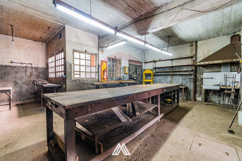 Venta Local Comercial 218 M2