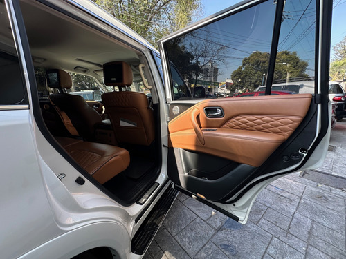 Infiniti QX80 5.6l Perfection 8 Pasajeros At