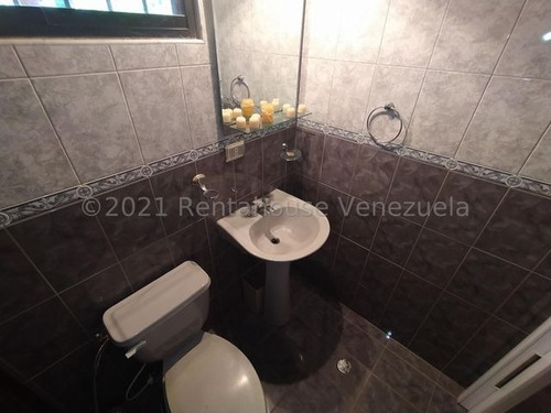 Imagen 17 de 25 de 22-6319 Mv. Apartamento En Venta Pent-house Urb. Campo Alegre, Turmero.