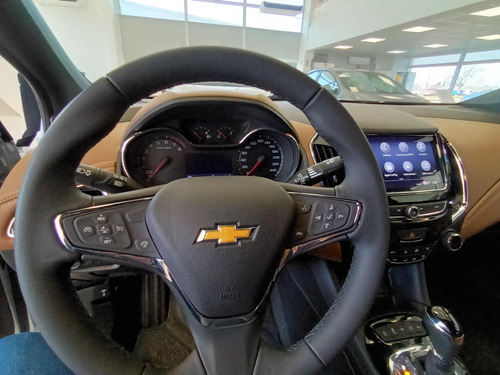 Imagen 8 de 18 de Chevrolet Cruze Premier Mr