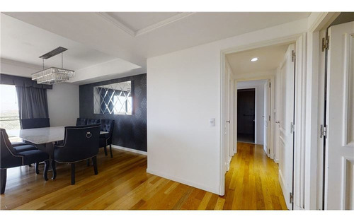 Venta 3 Amb C/dep Y Cochera Chateau Puerto Madero