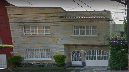 Oportunidad Casa En Enrique Pestalozzi. Rescate Bancario.