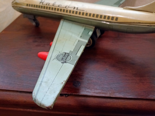 Avión Halcón Vispa Hojalata Fricción (Usado)