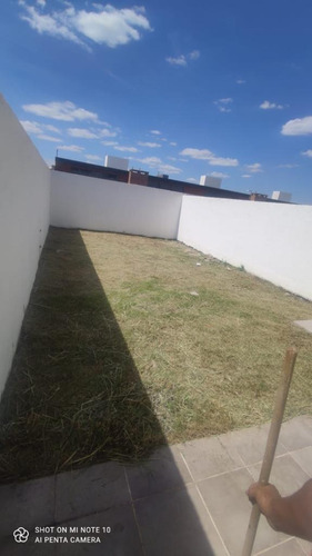 Imagen 17 de 17 de Duplex En Docta Urbanización