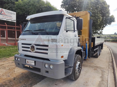 Vw24-220 Worker 2007 Com Munck De 35 Ton - Trianguloveiculos