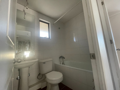 Se Vende Casa De 3 Dormitorios En Curauma, Valparaíso