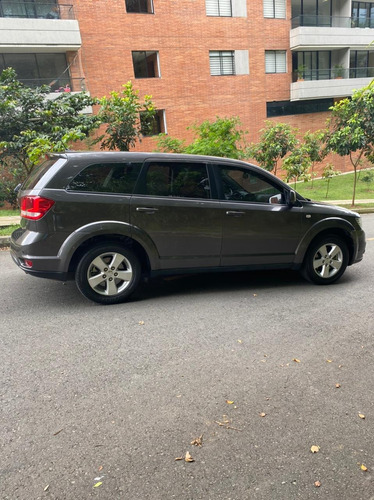 Dodge Journey Se Automatica 2.4 5 Puestos