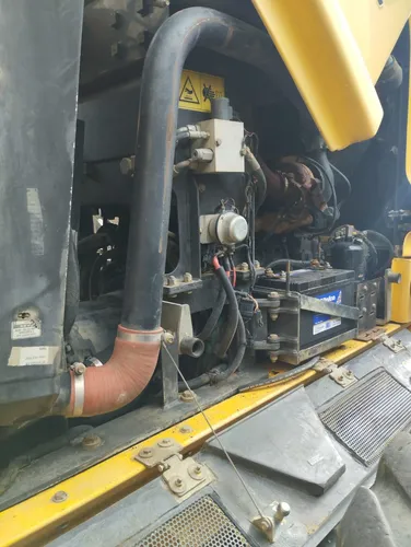 Motoniveladora Newholland 170b