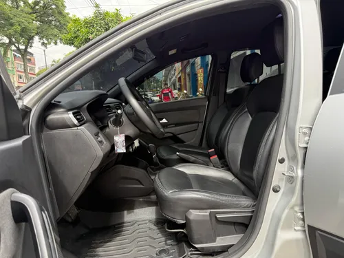 Renault Duster 1.3 Intense Cvt