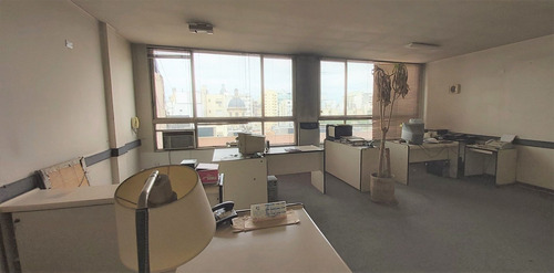 Imagen 1 de 30 de Venta Oficina Con 2 Cocheras - Cocina -baño Propio