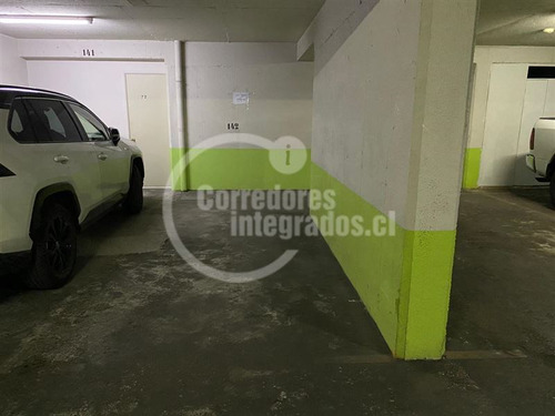 Estacionamiento En Venta En Las Condes - Escuela Militar