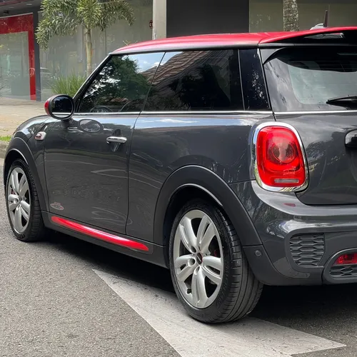 Mini John Cooper Works 2.0 TURBO AUTOMÁTICO