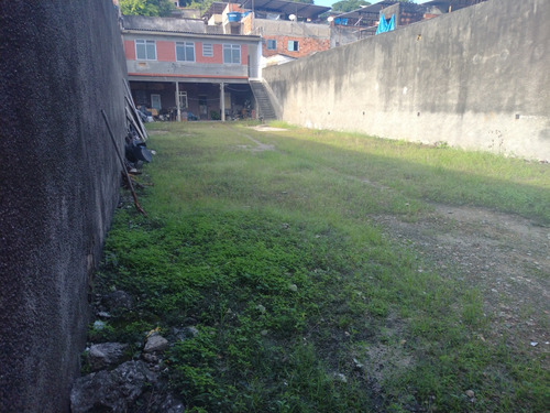 Vendo Galpão Aberto Com Dois Apartamentos Bairro De Brás De