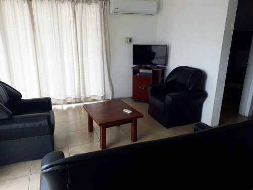 Imagen 8 de 20 de Dueño Alquila Casas Y Apartamentos Frente Al Mar En Piriapolis