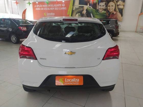 Chevrolet Onix 1.0 Mpfi Lt 8v Flex 4p Manual