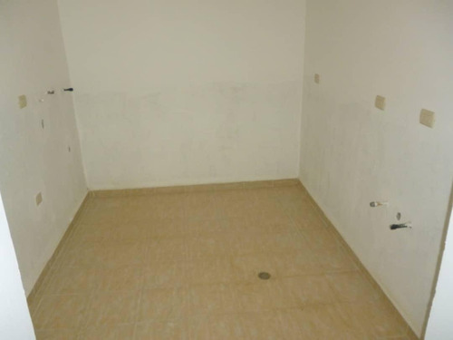 Imagen 5 de 9 de Apartamento En Resd Lomas De Mañongo