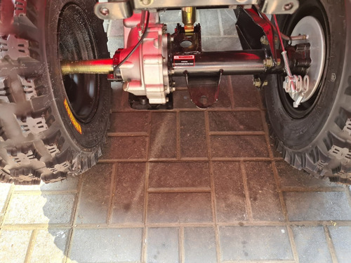 Imagen 8 de 17 de Cuatrimoto Hammer 250cc Semiautomatic Cardan 0 Klm 2022