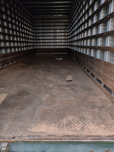 Imagem 10 de 11 de Bau Para Truck