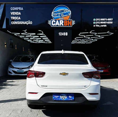 Chevrolet Onix plus 1.0 Lt 4p