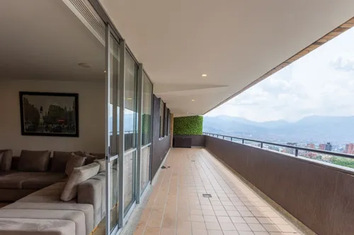 Apartamento En Arriendo/venta En Los Naranjos. Cod V15363