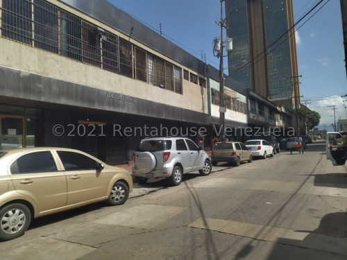 Imagen 1 de 12 de Marol Rentahouse Vende Local En Centro De Valencia 22-2669