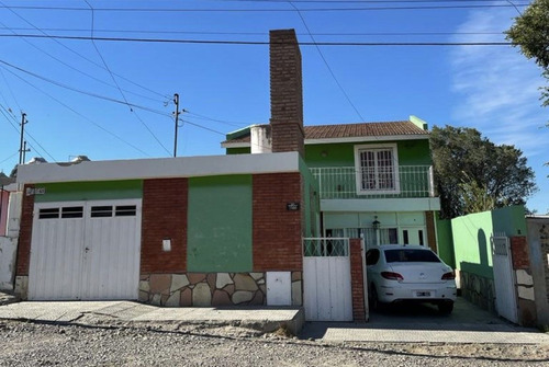 Imagen 1 de 8 de Casa En Venta En Perito Moreno
