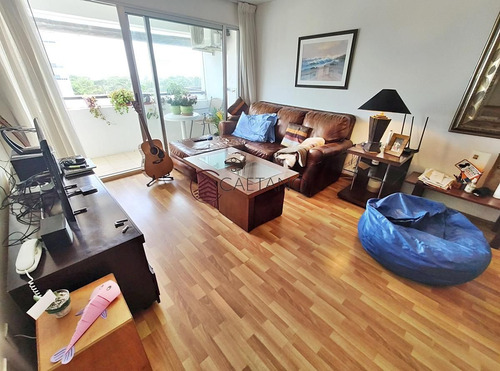 Imagen 2 de 20 de Apartamento Sobre Avenida Roosevelt - Punta Del Este Roosevelt