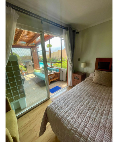 Vendo Casa Amplia En Condominio El Santuario, Sector Alto Ma