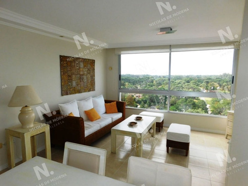 Imagen 2 de 16 de Oportunidad Departamento Eb Venta En Torre Amadeus Con Muy Linda Vista. - Punta Del Este Roosevelt