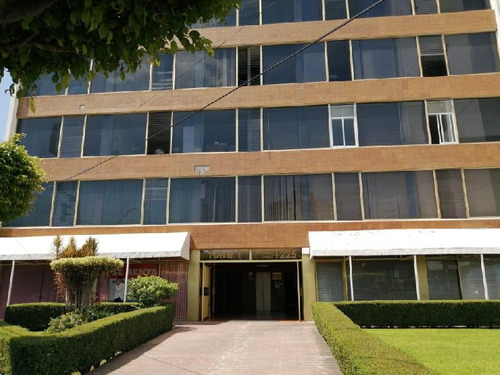 Oficina Comercial En Renta En Las Reynas