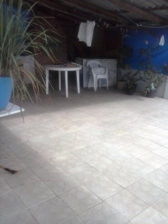 Casa Em Nonoai Com 2 Dormitórios - Mi12286