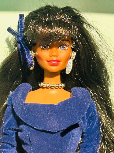 Barbie Winter Velvet Avon Colección (Usado)