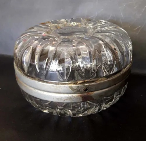Caja, Bombonera, Polvera Antigua De Cristal Tallado Metal. M